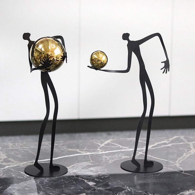 Art Craft Club - Ornements Métalliques Modernes Personnages Tenant des